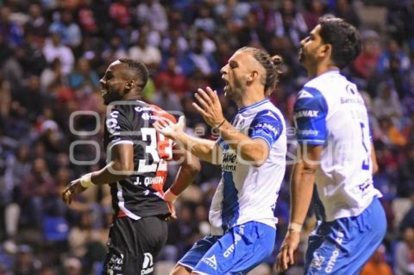 FÚTBOL . CLUB PUEBLA VS ATLAS