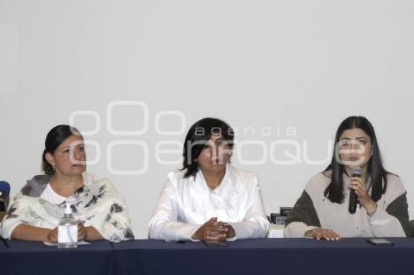 RED PLURAL DE MUJERES