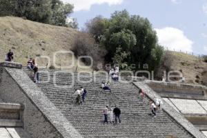 EQUINOCCIO 2023. TURISTAS