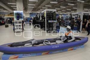 ECONOMÍA . DECATHLON