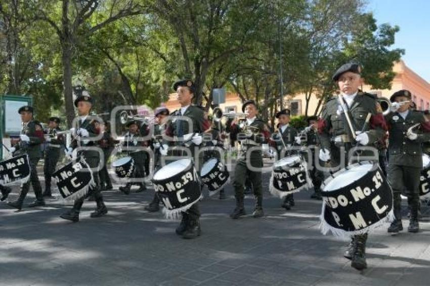 TLAXCALA . DESFILE INTERNADOS