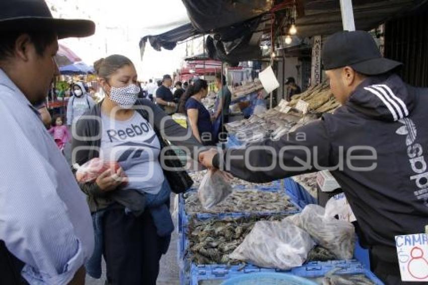 PESCADOS Y MARISCOS