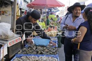 PESCADOS Y MARISCOS