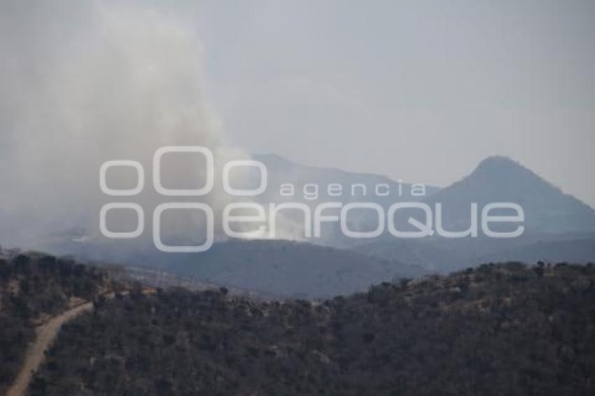 ACATLÁN . INCENDIO BASURERO