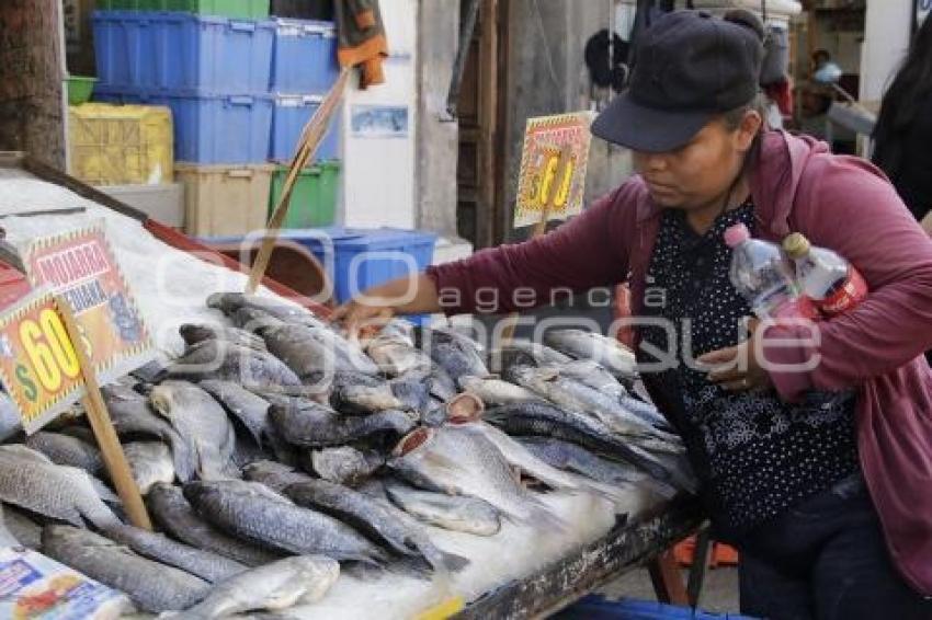 PESCADOS Y MARISCOS