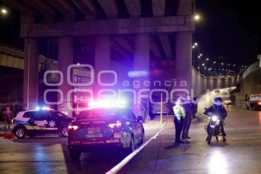 OPERATIVO POLICIACO . BALACERA