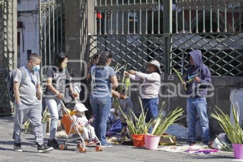 DOMINGO DE RAMOS . PALMAS