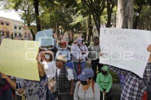 FENIS . PROTESTA