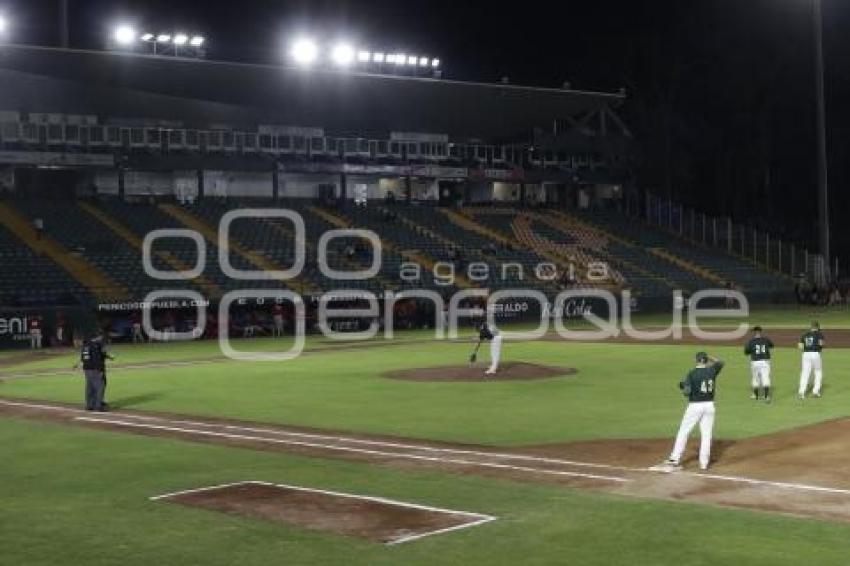 BÉISBOL . PERICOS VS ÁGUILA