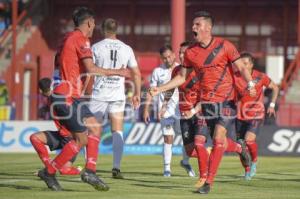 FÚTBOL . COYOTES VS LA PAZ