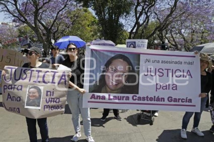 MANIFESTACIÓN . FEMINICIDIOS