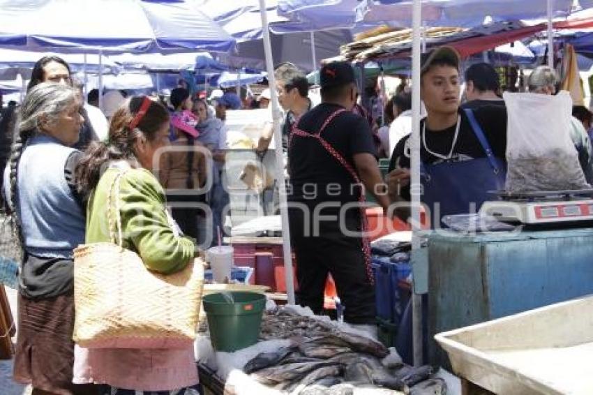 PESCADOS Y MARISCOS