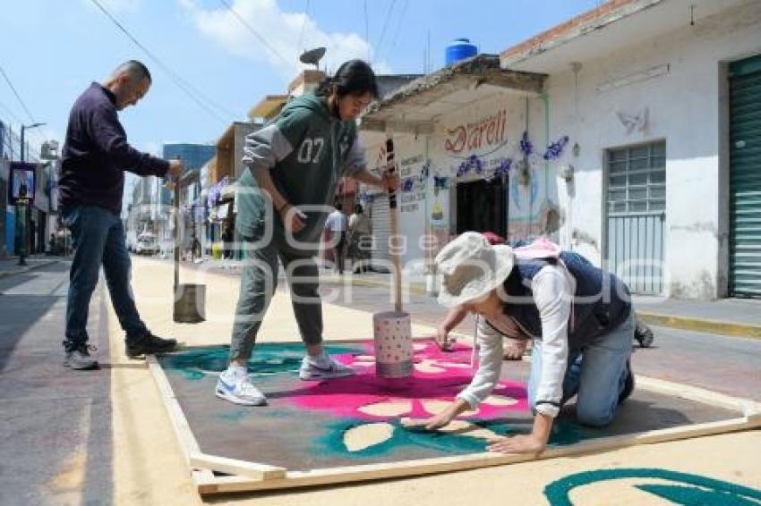 TLAXCALA . ALFOMBRAS ASERRÍN