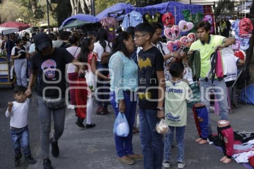 EL CALVARIO . COMERCIANTES