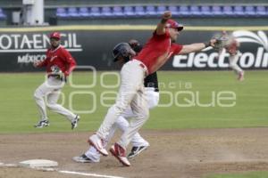 BÉISBOL . ÁGUILA VS TOROS