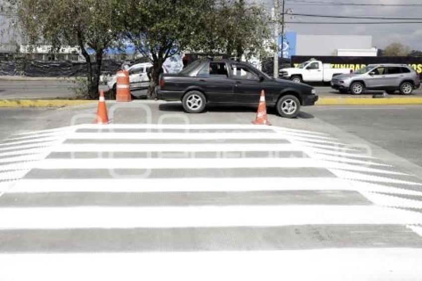 PASO PEATONAL