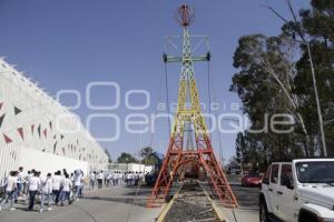 FERIA DE PUEBLA . JUEGOS MECÁNICOS