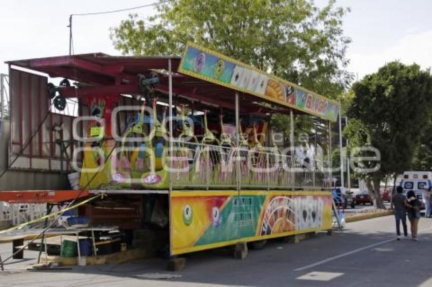 FERIA DE PUEBLA . JUEGOS MECÁNICOS