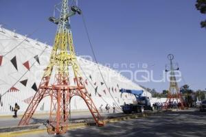 FERIA DE PUEBLA . JUEGOS MECÁNICOS