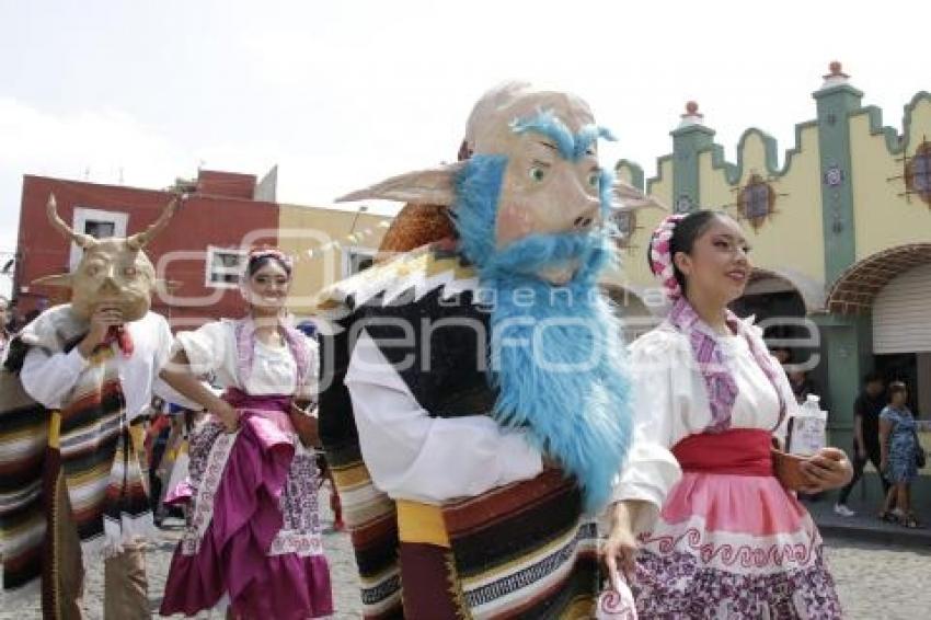 DESFILE FUNDACIONAL