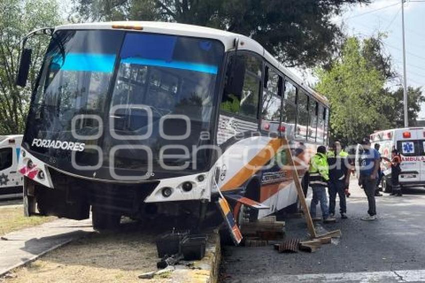 ACCIDENTE TRANSPORTE PÚBLICO