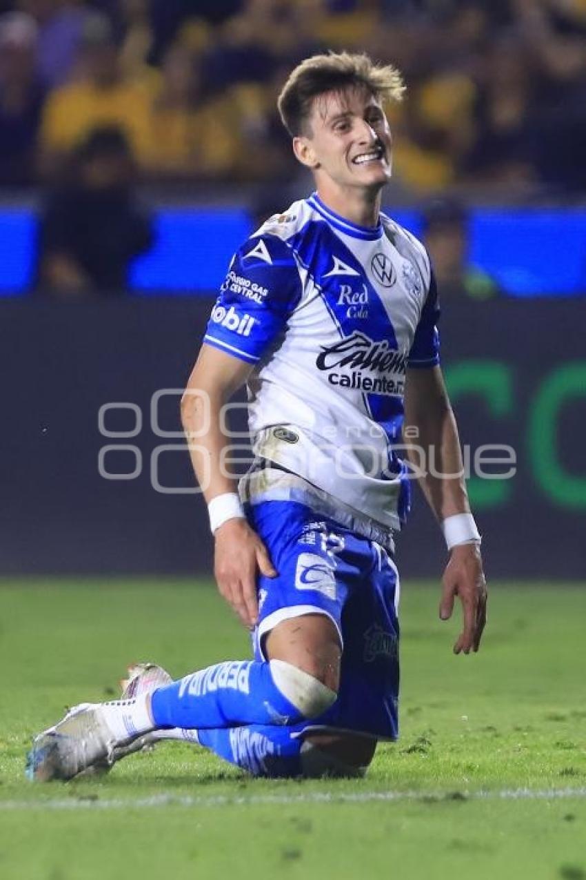 FÚTBOL . TIGRES VS CLUB PUEBLA