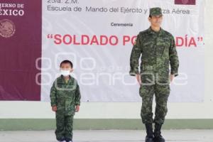 SOLDADO POR UN DÍA 