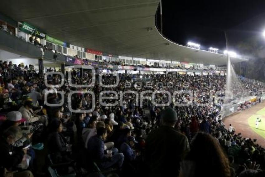 BÉISBOL . PERICOS VS PIRATAS