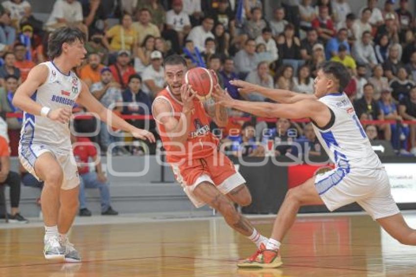 BASQUETBOL . CEU VS UDLAP