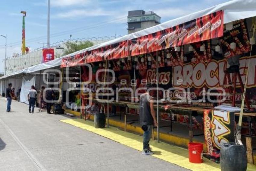 FERIA DE PUEBLA . PREPARATIVOS