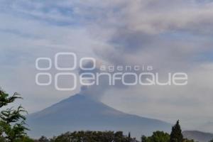 VOLCÁN POPOCATÉPETL . FUMAROLA