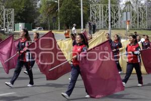 DESFILE 5 DE MAYO . PASE DE REVISTA