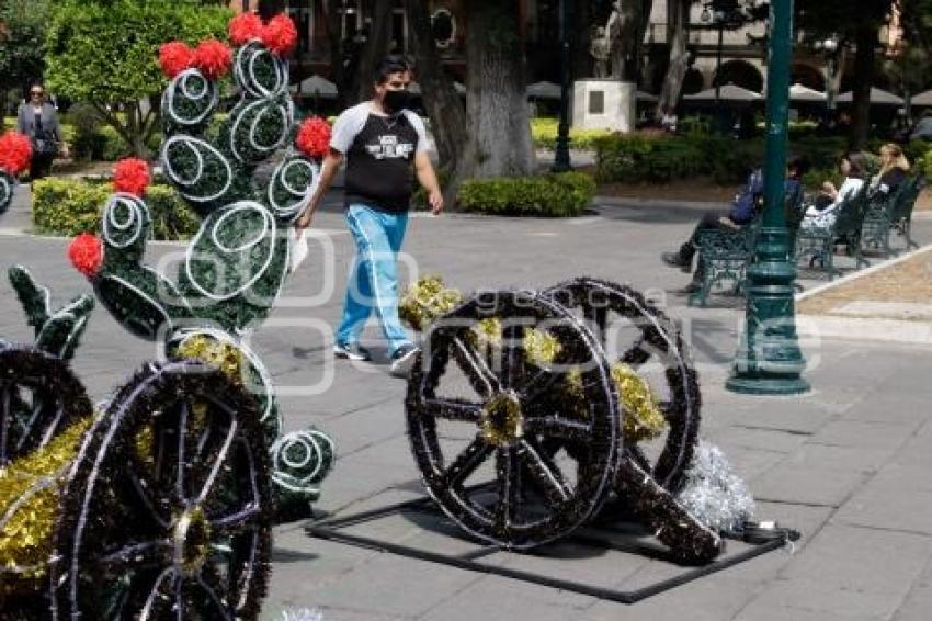 ZÓCALO . ADORNOS 5 DE MAYO