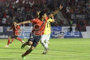 FÚTBOL . COYOTES VS YUCATÁN 