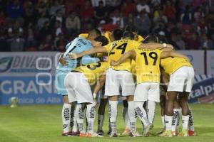 FÚTBOL . COYOTES VS YUCATÁN 