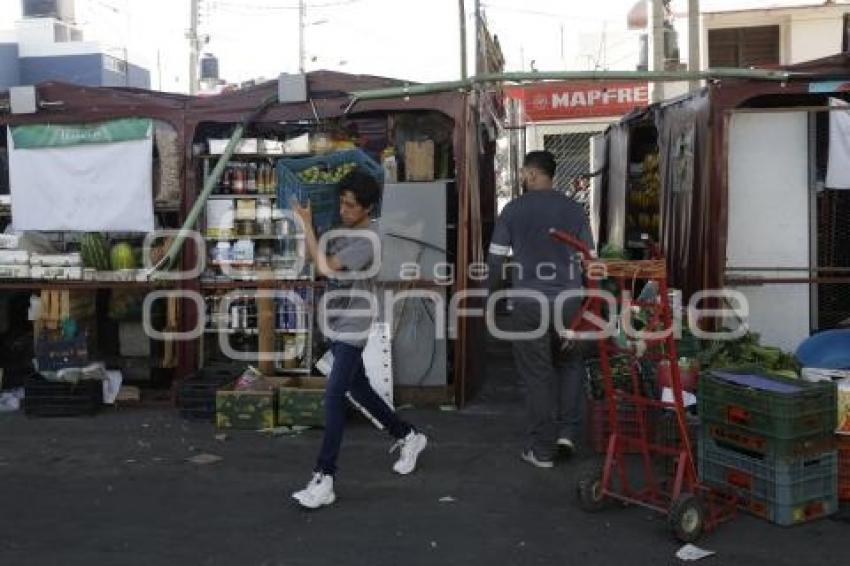 OPERATIVO . MERCADO AMALUCAN