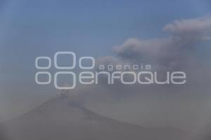 VOLCÁN POPOCATÉPETL . FUMAROLA