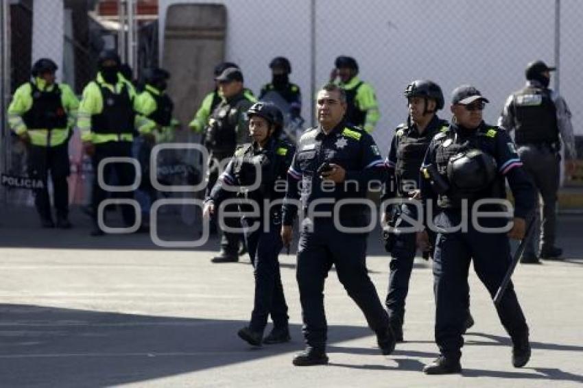 OPERATIVO . MERCADO AMALUCAN