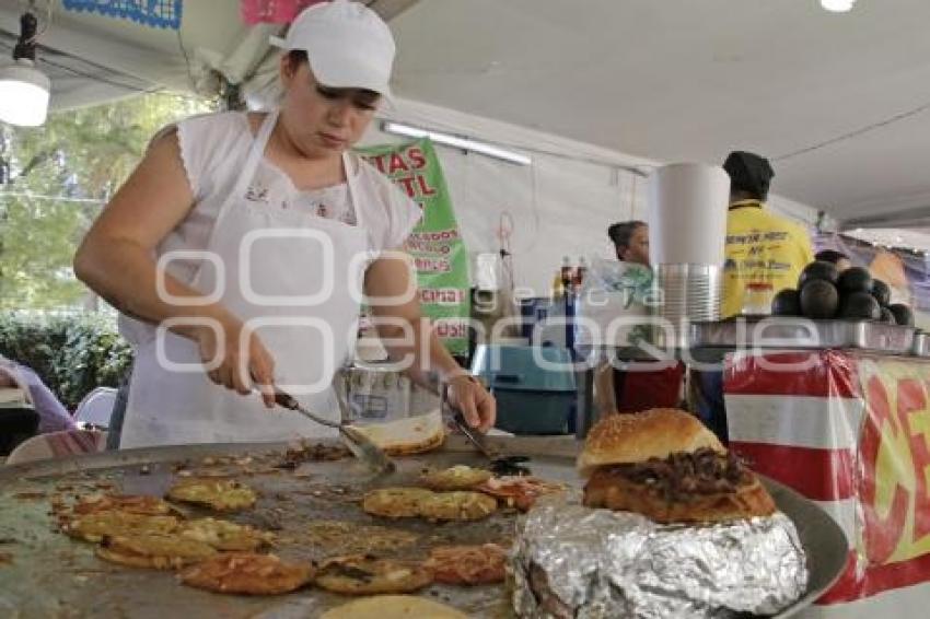 FERIA DE LA CEMITA