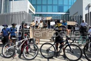 PROTESTA . CICLISTA ATROPELLADO