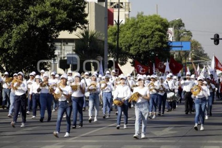 DÍA DEL TRABAJO . MARCHA