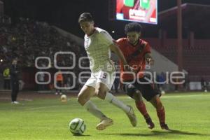 FÚTBOL . COYOTES VS TAPATÍO