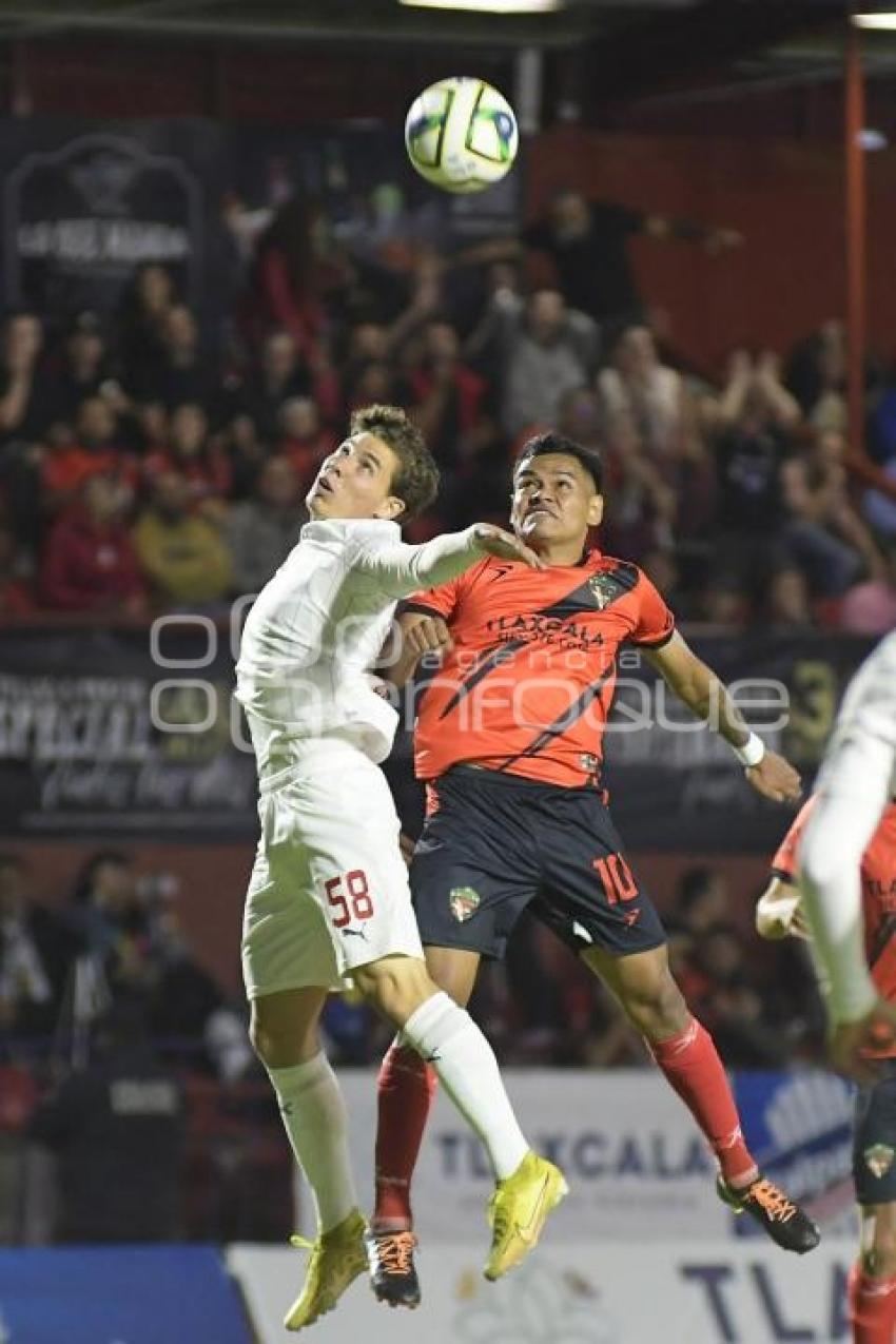 FÚTBOL . COYOTES VS TAPATÍO