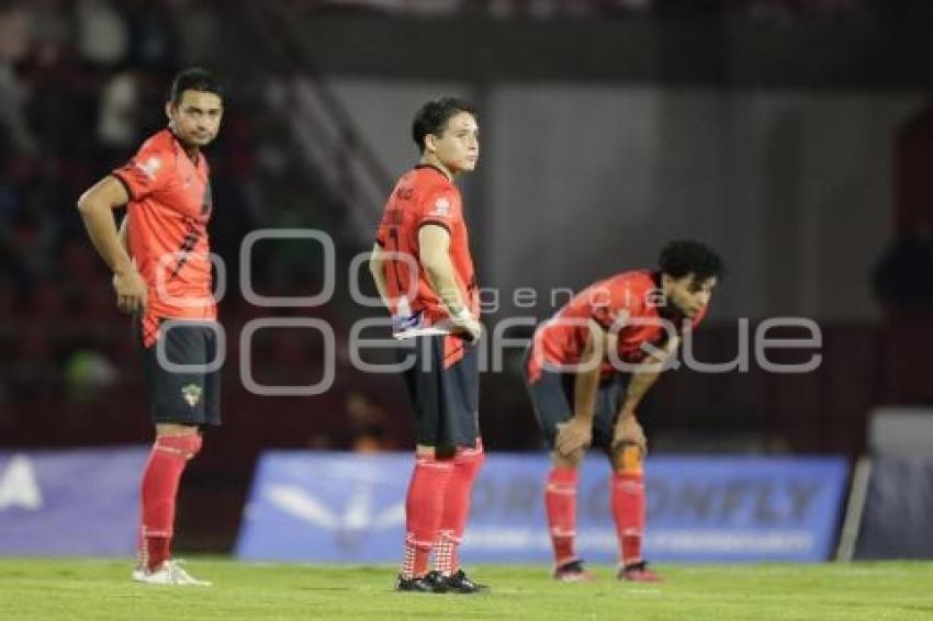 FÚTBOL . COYOTES VS TAPATÍO