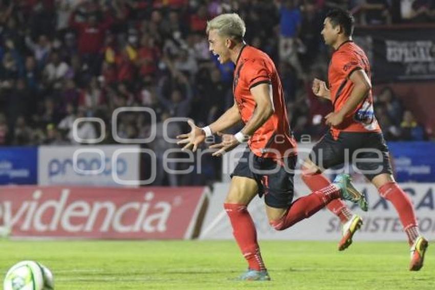 FÚTBOL . COYOTES VS TAPATÍO