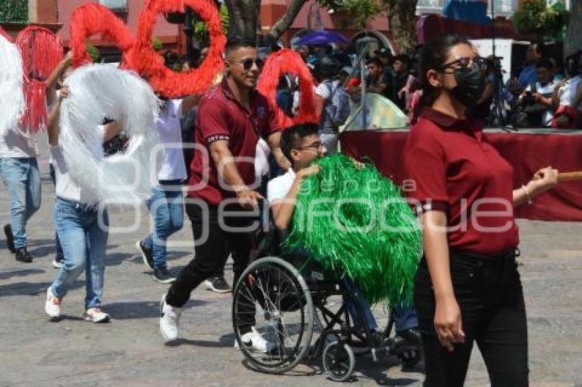 ATLIXCO . DESFILE 4 DE MAYO