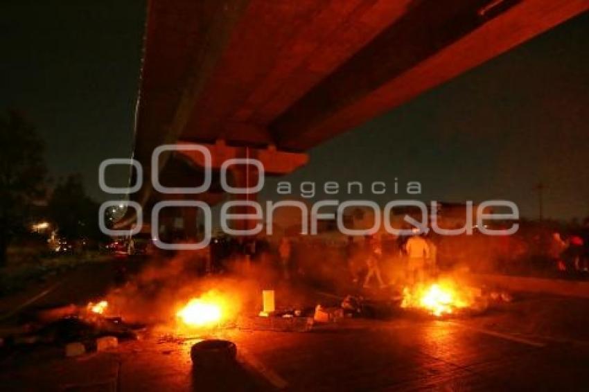 BLOQUEO AUTOPISTA MÉXICO-VERACRUZ