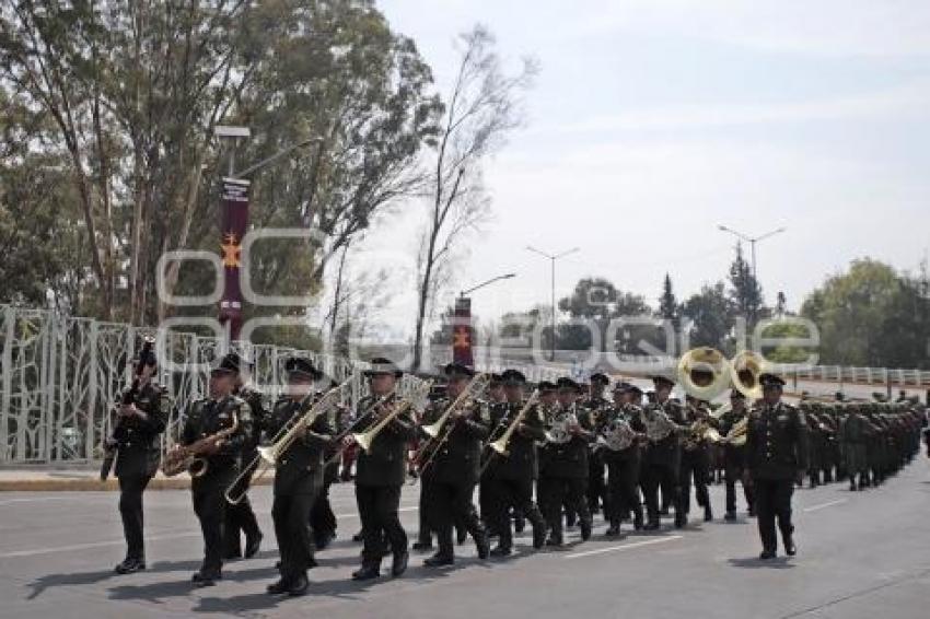 EJÉRCITO . PASE DE REVISTA