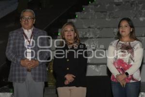 TLAXCALA . ESCALINATAS LOS HÉROES