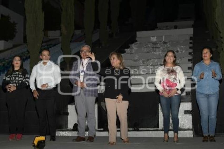 TLAXCALA . ESCALINATAS LOS HÉROES